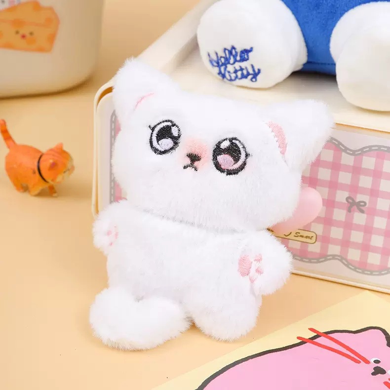 흰색 고양이 (딸랑이 없음)