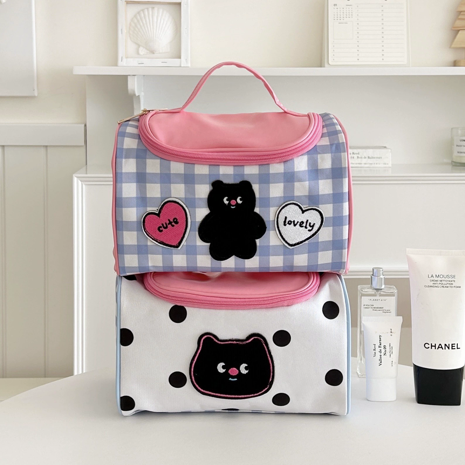 Cartoon handheld cosmetic bag, shoulder bag, capacious storage system