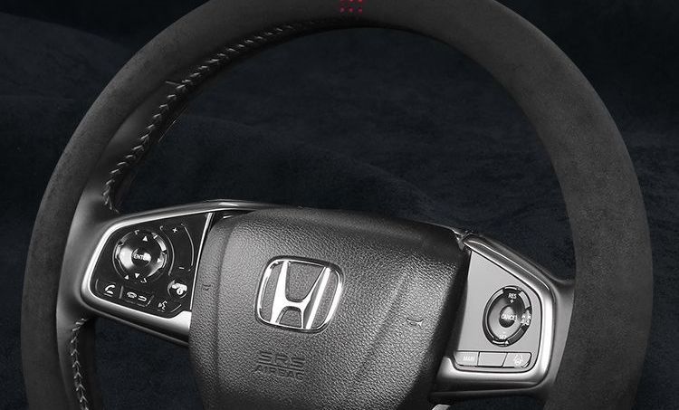 Unisex fur suede steering wheel cover, suitable for all seasons, sweat-absorbent, non-slip, breathable, warm, and stylish