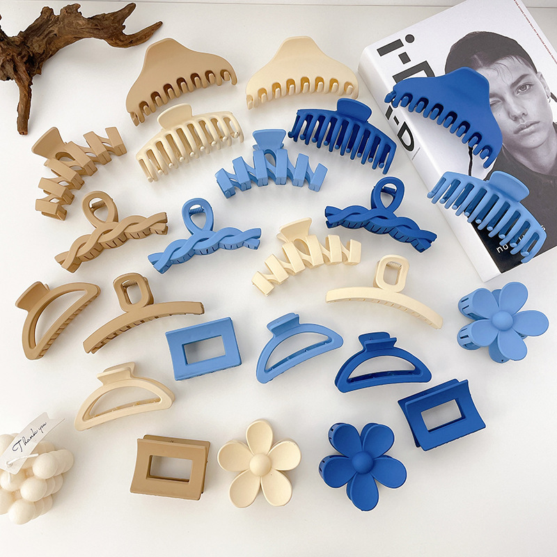 Corea del Sur Otoño e Invierno Nuevo clip de material de resina de color sólido clip de nuevo cabeza placa horquilla fecha Decoración Accesorios para el cabello horquilla