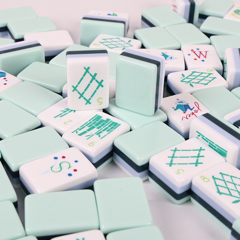 Portable Mini American-Style Mahjong Set, 160 Tiles, Four-Layer Acrylic Mahjong, Leisure and Entertainment Mahjong Tiles