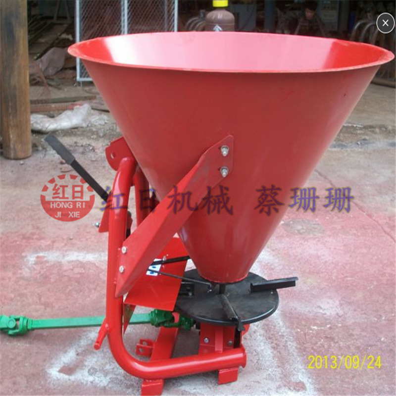 农用机械撒肥机单盘600Ｌ撒肥机撒肥机批发供应撒肥机
