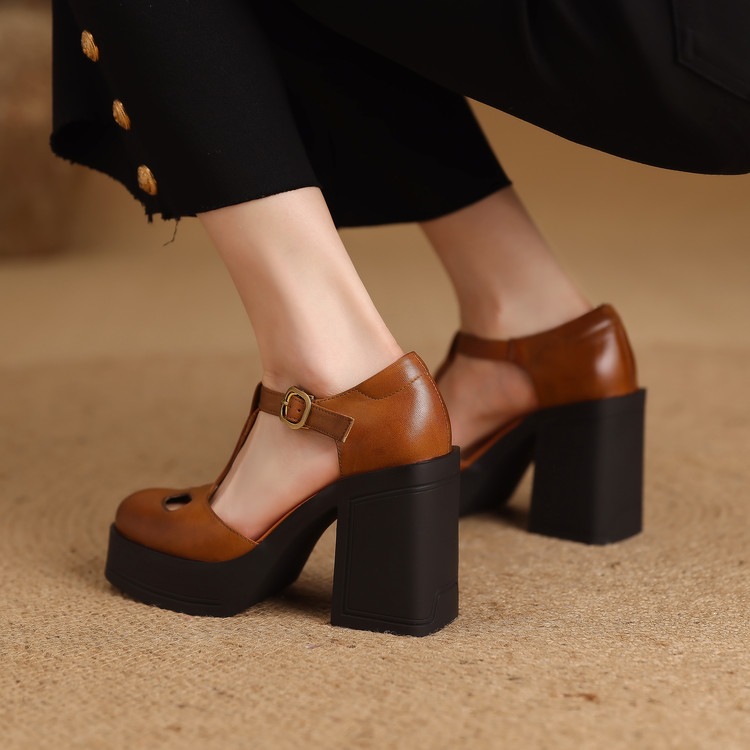 Sandal nữ đế xuồng platform gót vuông phong cách vintage khóa kim loại — màu nâu, màu đen chi tiết 58