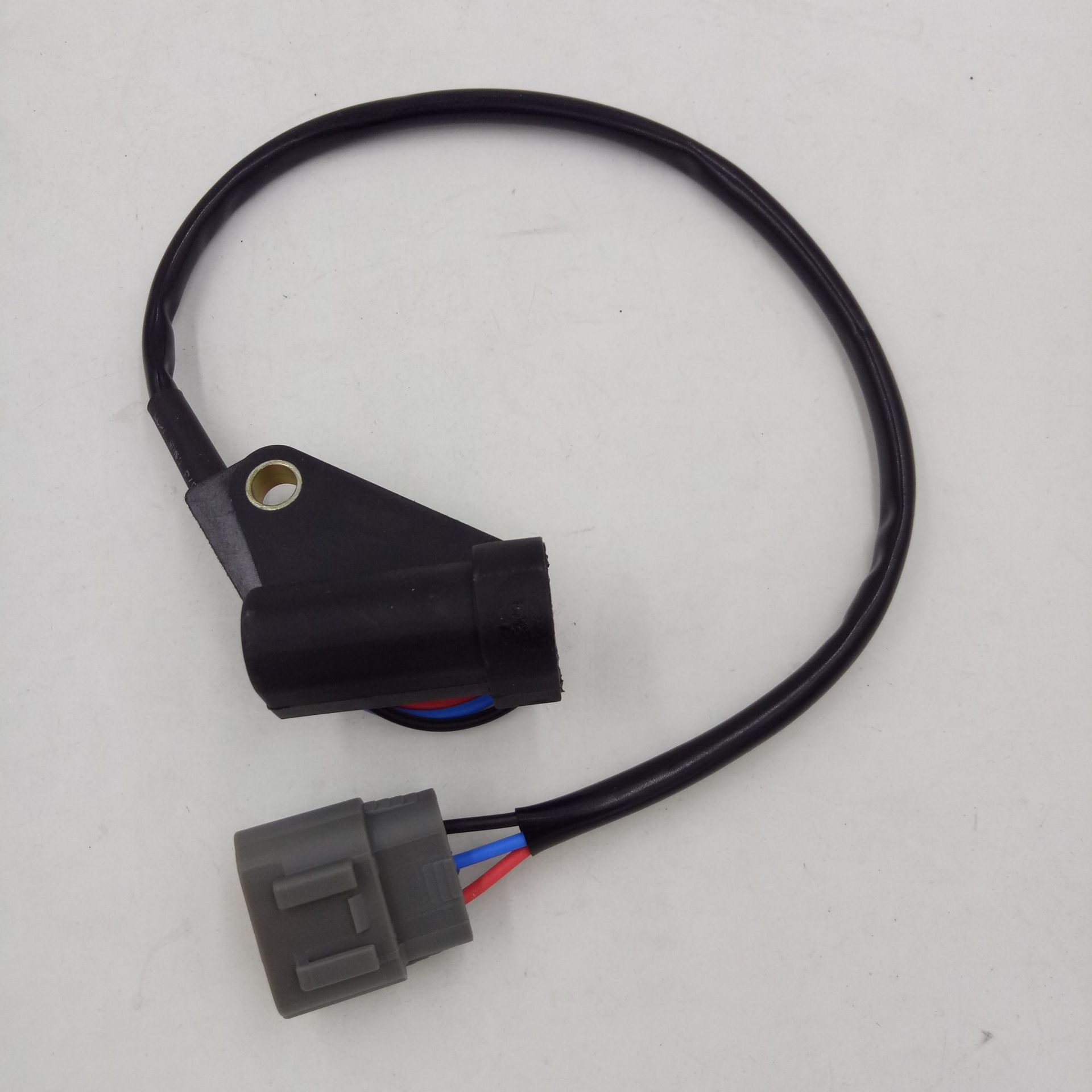 ��Ӧ �������Դ�����λ�ô����� FSD7-18-221B