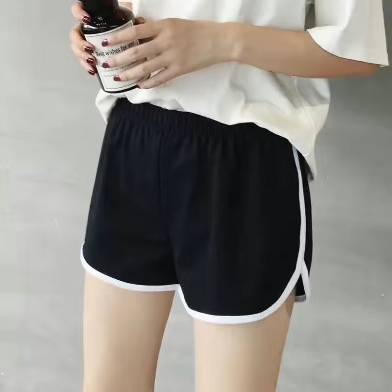 D01 shorts black