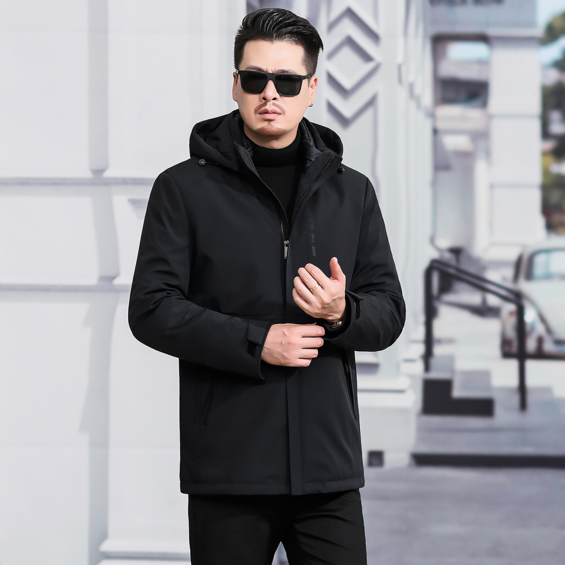 8306牛奶丝可脱卸商务休闲羽绒服中长款连帽男装外套中年冬季款