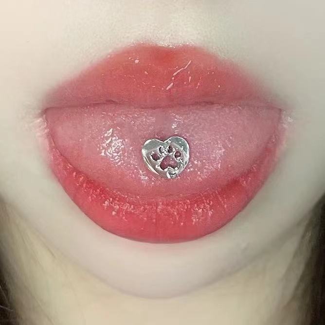 Labret stud lip piercing jewelry styling detail