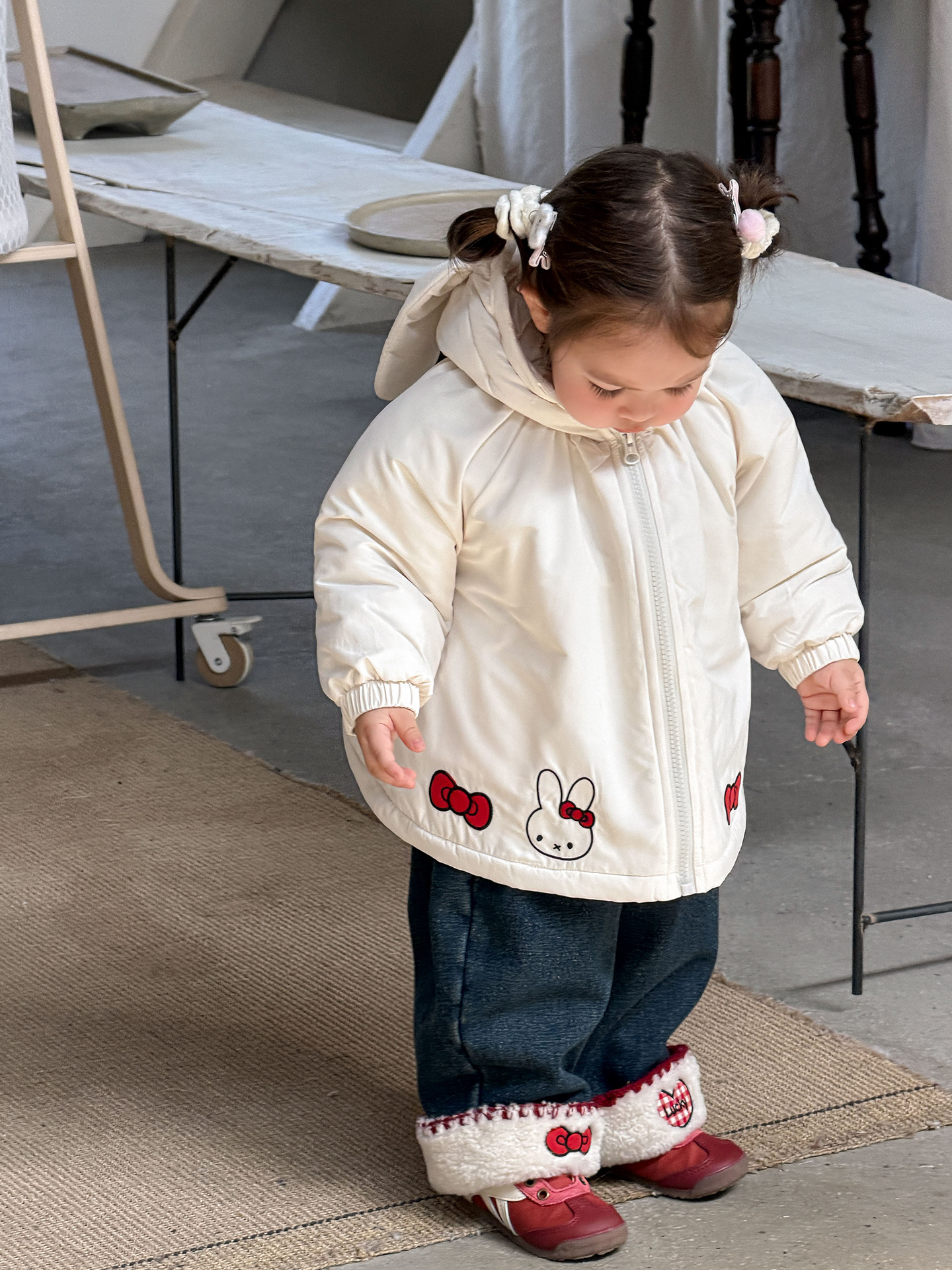 Sugar Pear ropa infantil de niñas de algodón ropa de invierno 2025 aire extranjero engrosado abrigo de algodón para niños ropa de bebé chaqueta de algodón