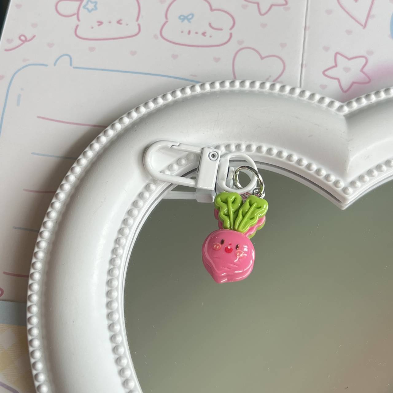 Lindo bebé vegetal llavero ins dulce chica corazón estudiante mochila colgante japonés y coreano todo partido bolsa de joyería