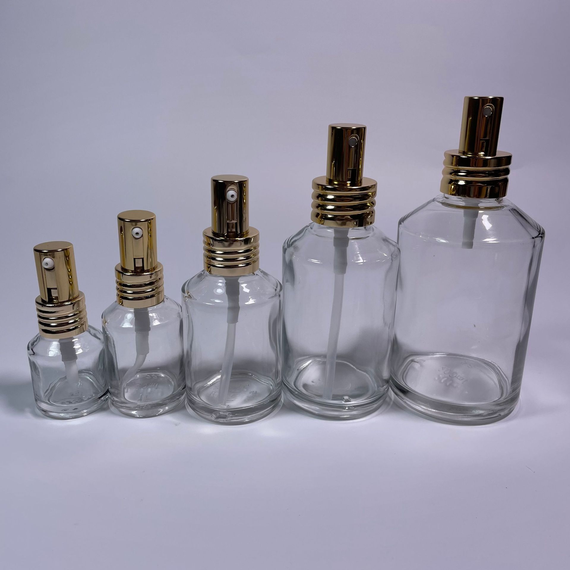 厂家高档透明斜肩玻璃精油瓶 分装瓶 斜肩膏霜瓶 精华液分装瓶