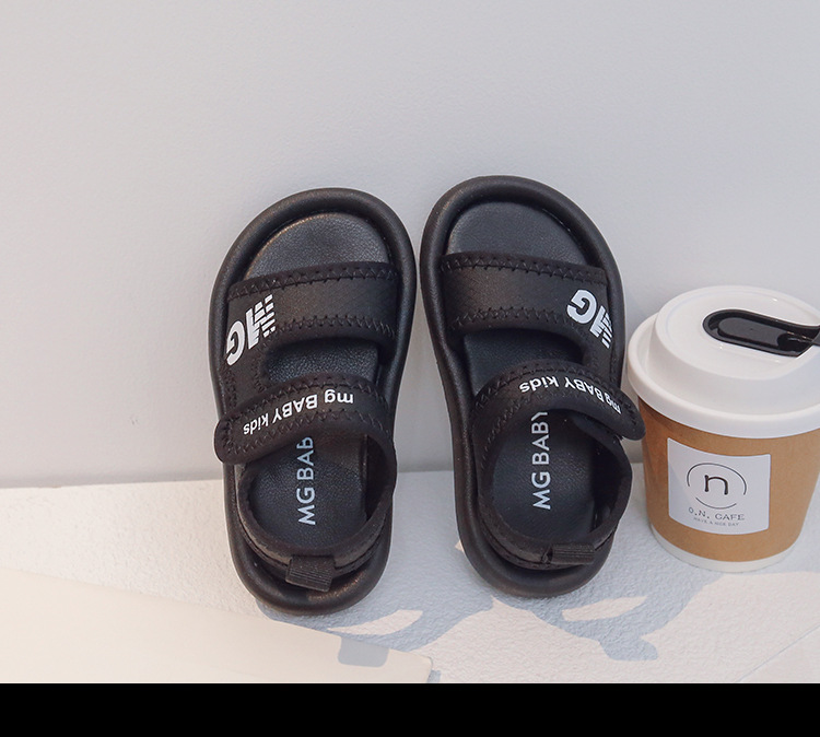 Versione coreana di sandali spessi casual, scarpe da bambino con suola morbida da spiaggia per ragazzi e ragazze, scarpe per bambini estive 2023_voghion.com