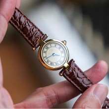 卡家中古简约小众设计精致圆形表盘皮带腕表must女高级气质表复古