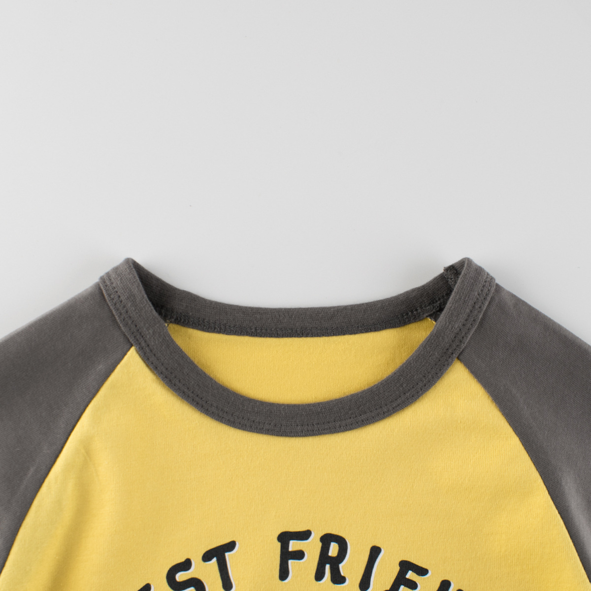 27kids ropa para niños transfronterizos raglán para niños camiseta de manga larga de dibujos animados temporada coreana nueva ropa para bebés camisa de fondo algodón