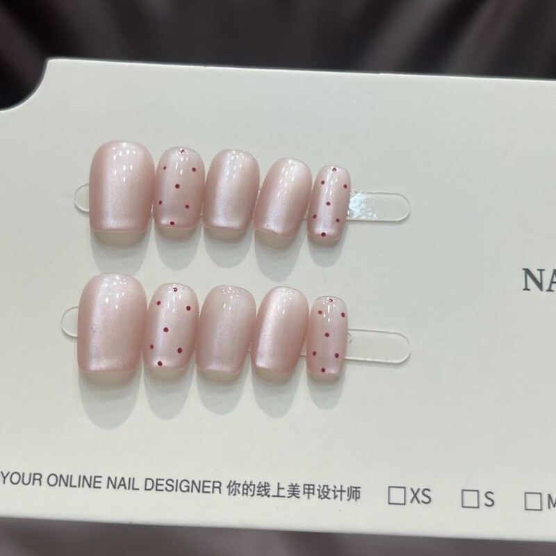Gentle polka dot, handmade cat-eye nail art, simple and versatile short-style nail stickers that make your nails look brighter