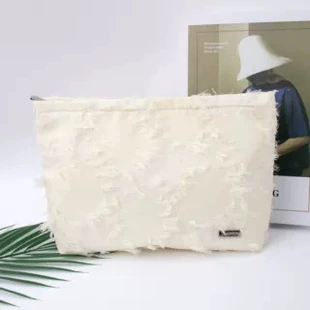 Косметичка из хлопка и льна с бахромой винтажный стиль