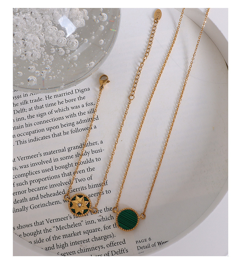 Wholesale Jewelry Emerald Pendant Titanium Steel Necklace Bracelet Set Nihaojewelry display picture 7