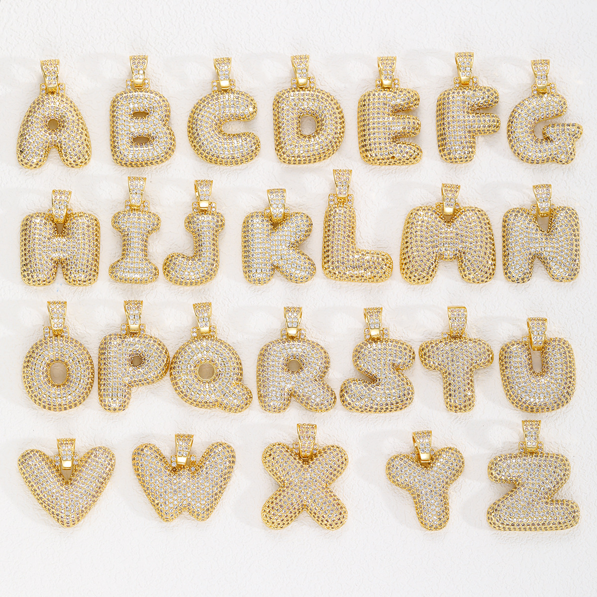 Amazon nuevas letras de circón con incrustaciones de cobre tendencia creativa gordito 26 letras en inglés collar colgante hip-hop