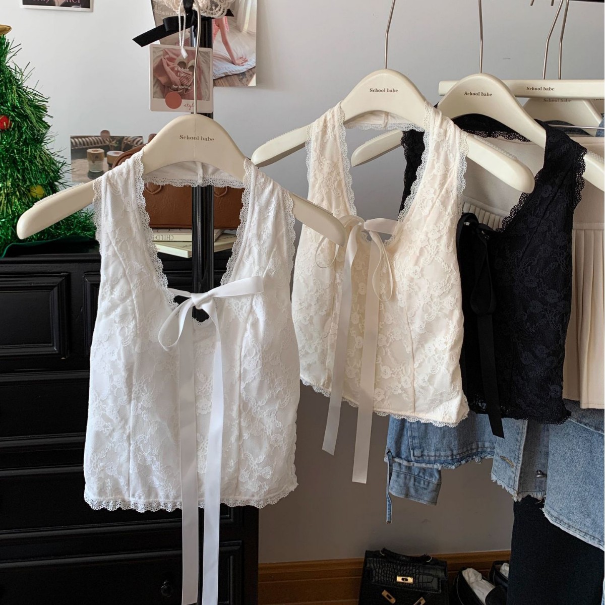 Sexy Lace Halterneck Camisole Women's Summer Age-Reducing Bow with Breast Pad Inner Top