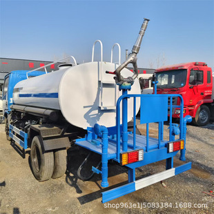Front-Mounted Electronic Gun Dongfeng Sprinkler Dust Suppressor Truck Construction Site Diesel Sprinkler Truck Landscaping Road Sprinkler Truck
