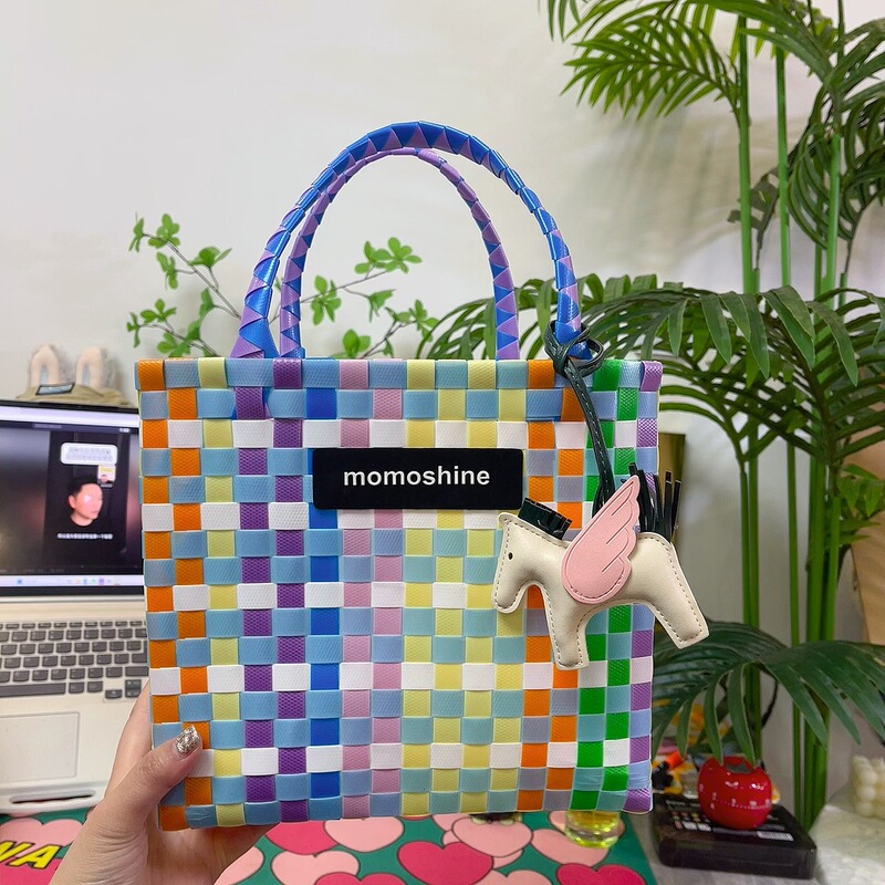 Momoshine Summer Thai Internet Celebrity Hand-Woven Vegetable Basket Large Capacity Hand-Held Beach Women's Shoulder Bag