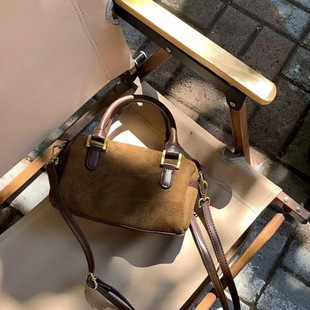 This year's popular explosive bag 2024 autumn and winter suede retro brown portable pillow bag Boston messenger bag for women