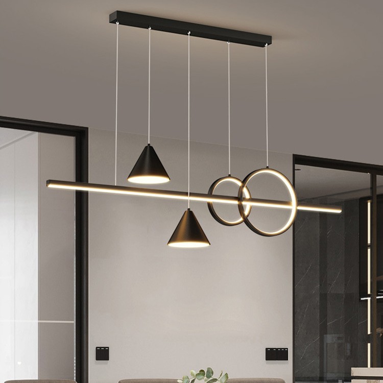 2026 nueva lámpara de bar de sala de té simple de tres cabezas en la mesa de comedor de lámpara de candelabro Zhongshan fabricantes