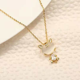 2022年新款猫眼石本命年钛钢金色链条平安虎生肖项链女高级锁骨链