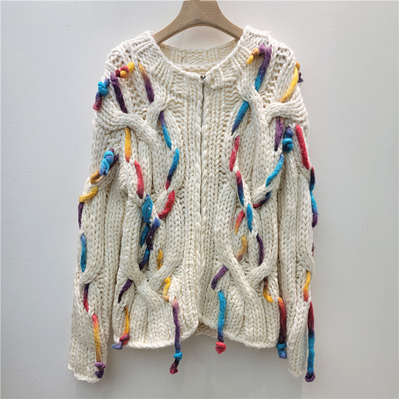Retro mano pesada agujas de cuello redondo bordado de color bordado tejido cardigans suéter chaqueta chaqueta pequeña mujer