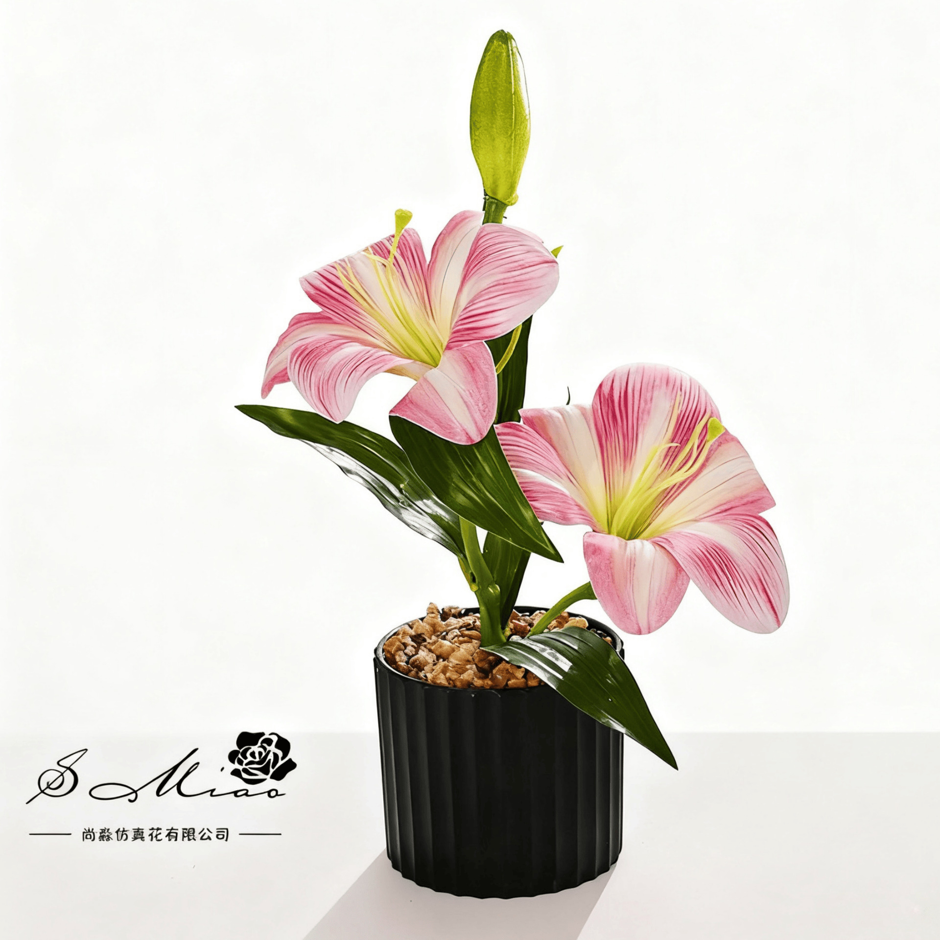 Flores falsas de tres cabezas sensación de lirio pequeño bonsai simulación flor de moda decoración creativa plantación verde artificial simulación maceta image 1