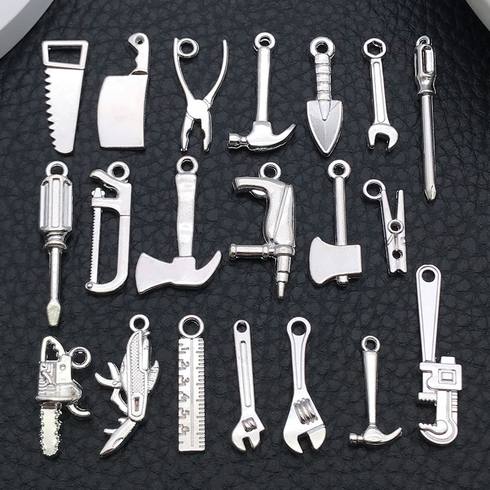 DIY亮银合金饰品配件生活工具锤子电锯镊子直尺挂件钥匙扣吊坠