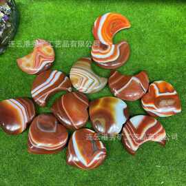 天然红玛瑙爱心月亮摆件条纹玛瑙水晶爱心装饰礼品水晶工艺品批发