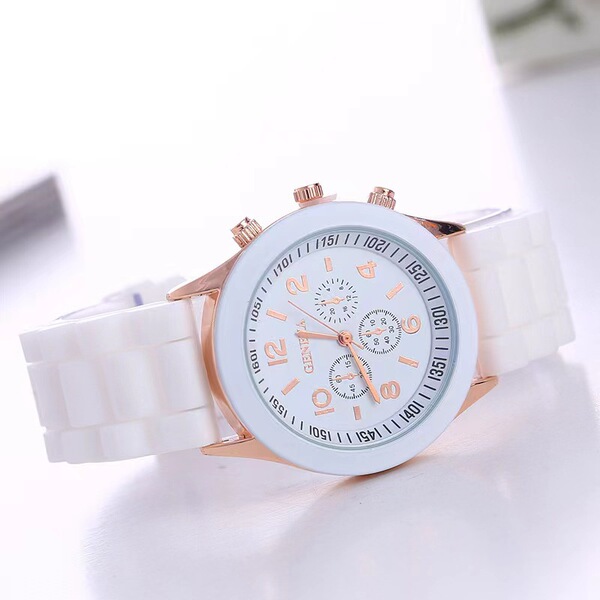 Silicone fashionable men's watch for men and women