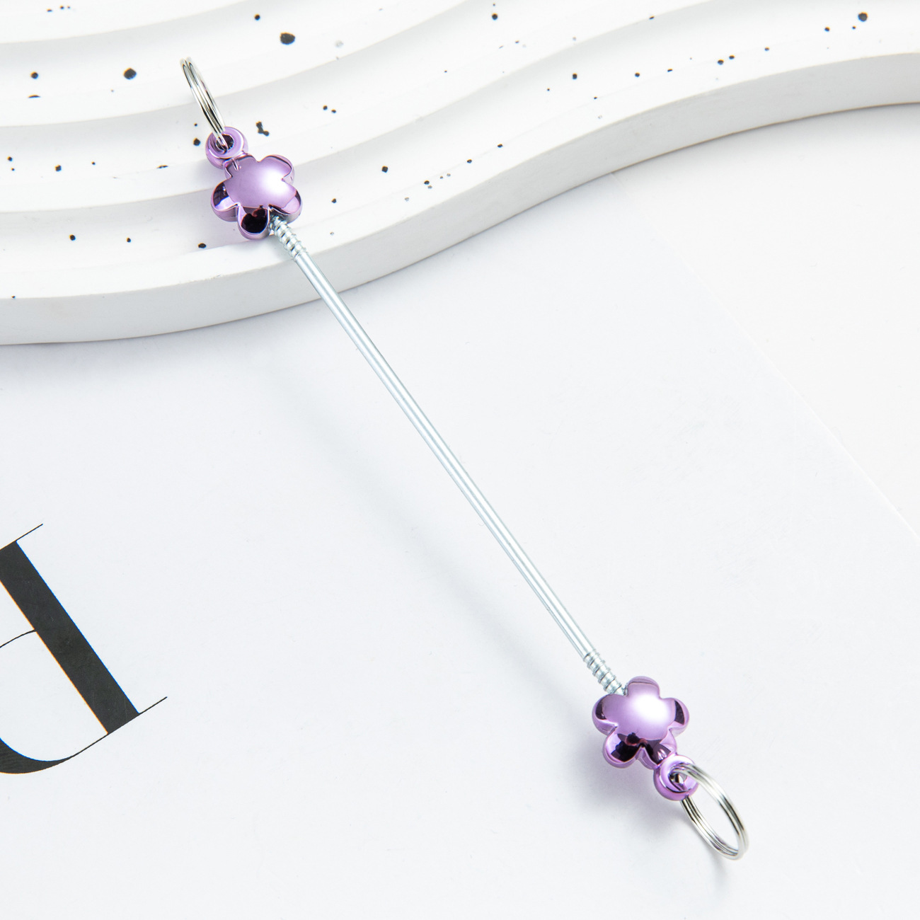 Creativo colgante de accesorios de llavero de amor con cuentas de bricolaje nuevo poste de plástico con cuentas accesorios de llavero con cuentas