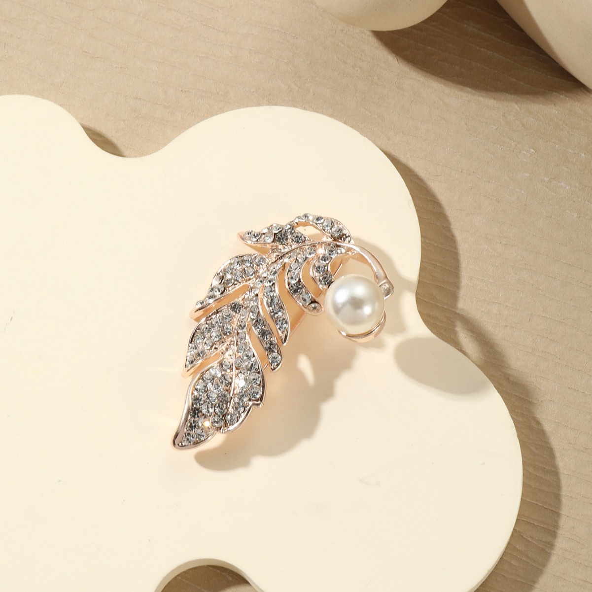 fashionable sophisticated brooch