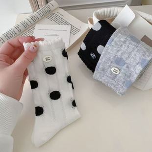 25 socks women's Japanese wooden ear black and white gray thin pile socks min calibration large wave dot striped tube socks