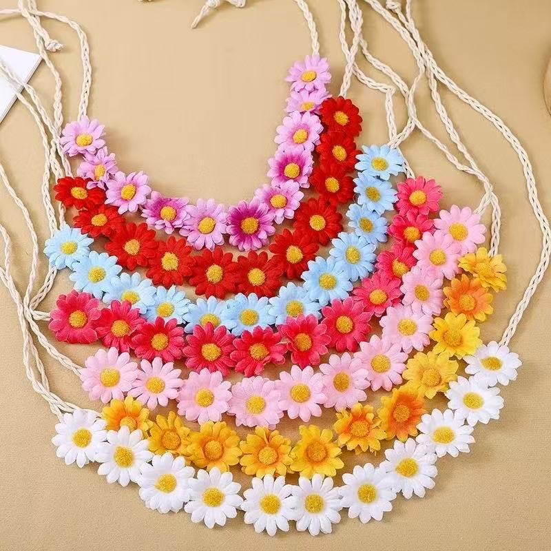 11輪の小さい太陽の花の頭の飾りの小さい清新なシミュレーションのデイジーのボヘミアンの休暇の海辺のお下げの髪の女性|undefined