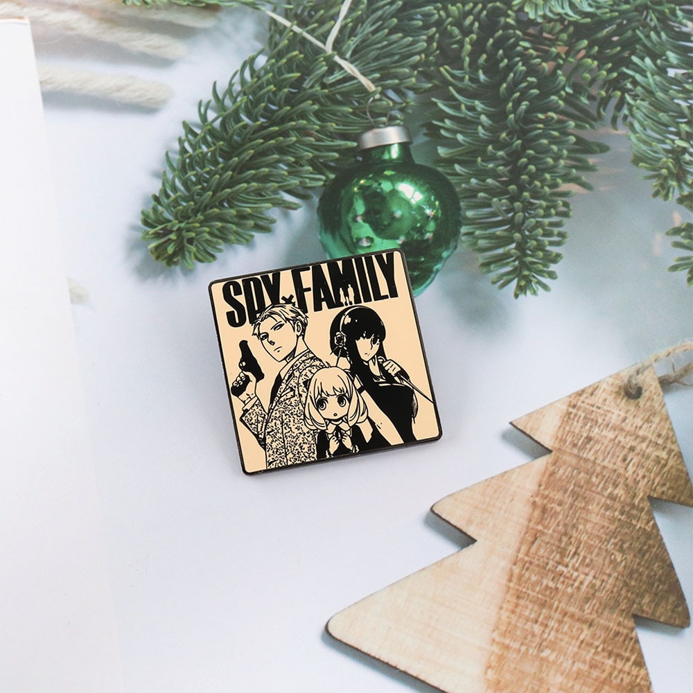 Spy X Family Enamel Badge Funny Anime Character Metal Pin Cartoon Bag Clothing Accessories