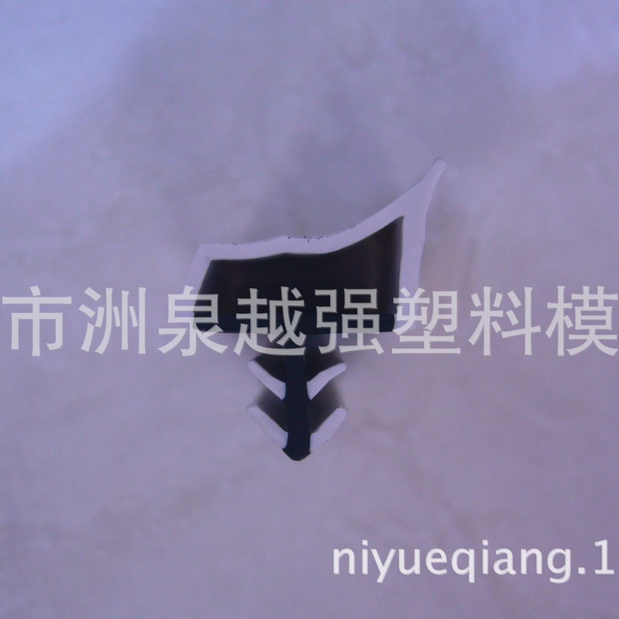 供应TPE TPV TPR热塑弹性体密封条  防撞条挤出模具 软硬共挤模具