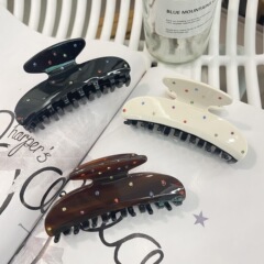 新商品の酢酸グリッターポイントのヘアピンはシンプルです。