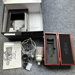 TLM103スタイルの高級シャンパンカラー有線マイク