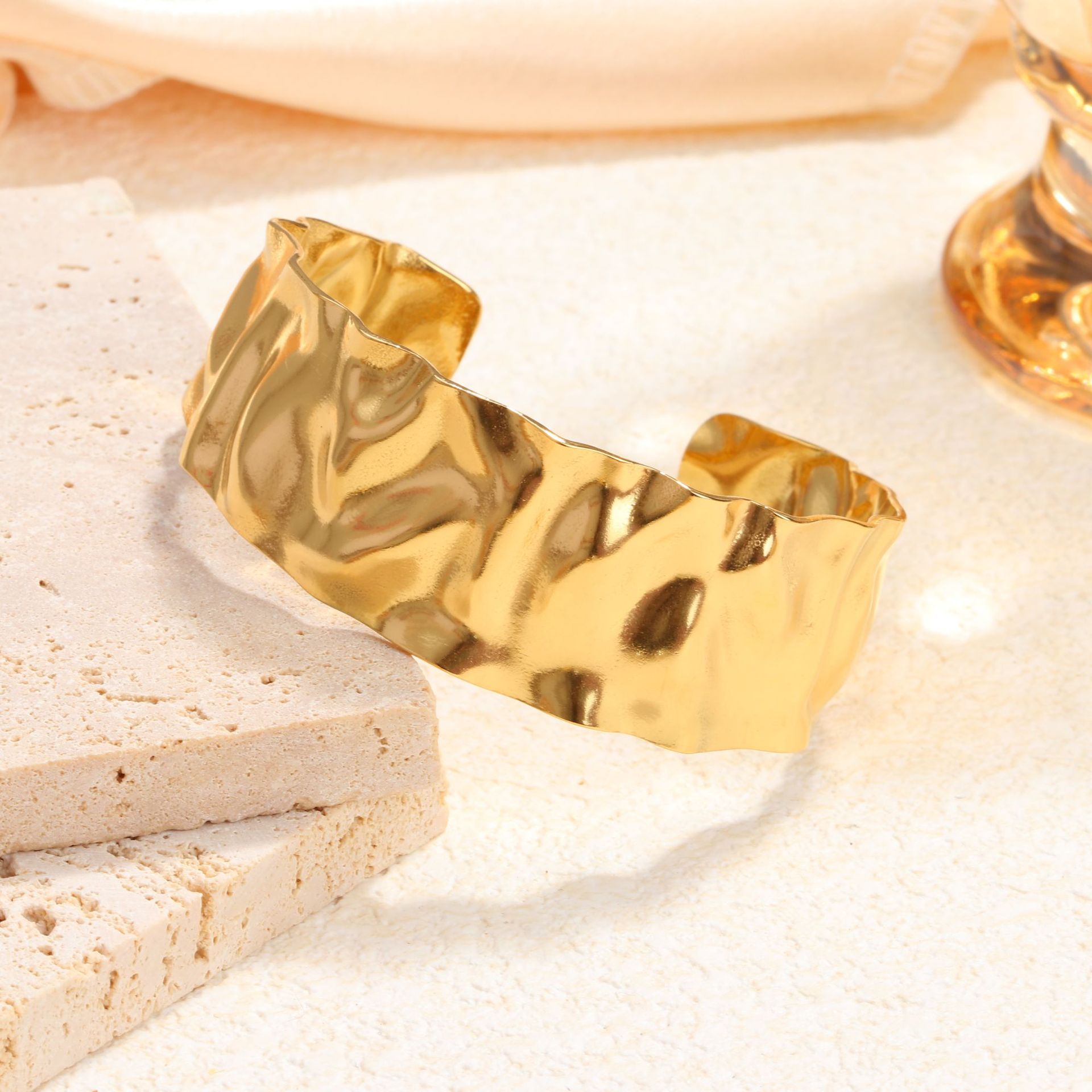 O1CN0178BE771Vf1y2TgirQ !!2216890702679 0 Cib