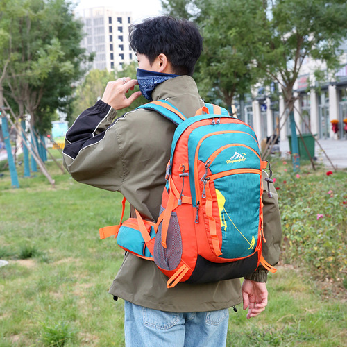 New multifunctional weight reduction outdoor hiking backpack for men and women, large capacity travel camping backpack, wholesale
