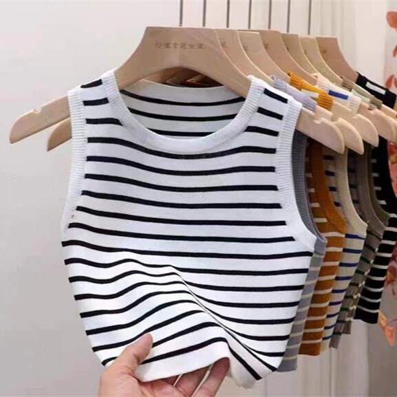Striped camisole for women, suitable for summer wear, can be worn as an outer layer or as an inner layer, sleeveless T-shirt, ice silk top, short spring knit undershirt Striped camisole for women, suitable for summer wear, can be worn as an outer layer or as an inner layer, sleeveless T-shirt, ice silk top, short spring knit undershirt