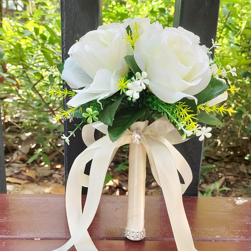 Western-style wedding bouquet, simulated rose bouquet, small new style forest bridal bouquet
