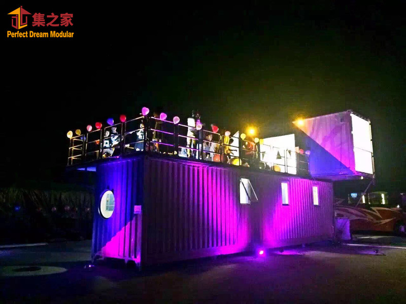 Internet celebrity container swimming pool bar two-layer leisure entertainment catering service area residential Square Street applicable