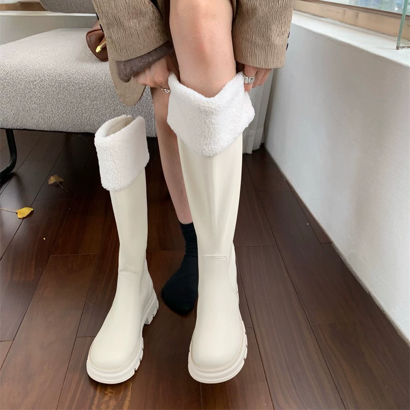 Снежные сапоги с толстым дном белые меховые туфли женские новые 2023 взрывные ватные сапоги сапоги рыцарь Мартин сапоги
