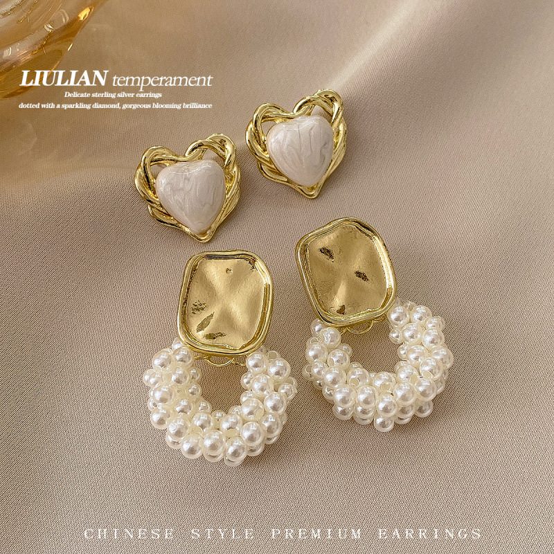 진주빛 화이트 러브 하트 + 진주 브레이드 [투피스 세트]