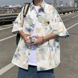 夏季短袖衬衫新款设计感情侣口袋油画短袖日系港风ins衬衣开衫潮