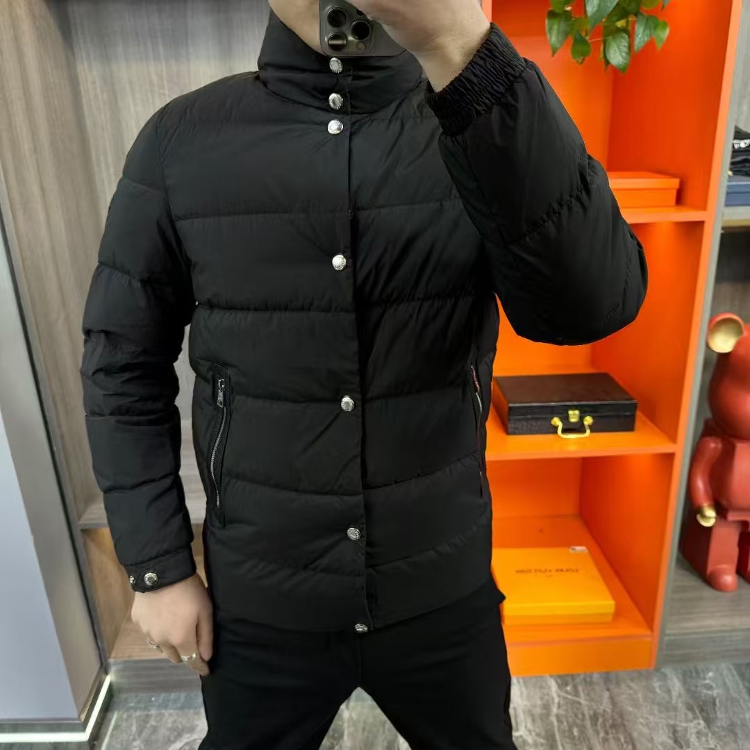 검은색