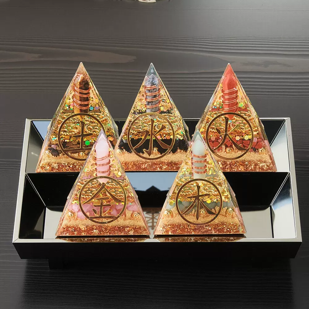 金木水火土五行水晶碎石金字塔摆件家居树脂滴胶手工艺品桌面装饰